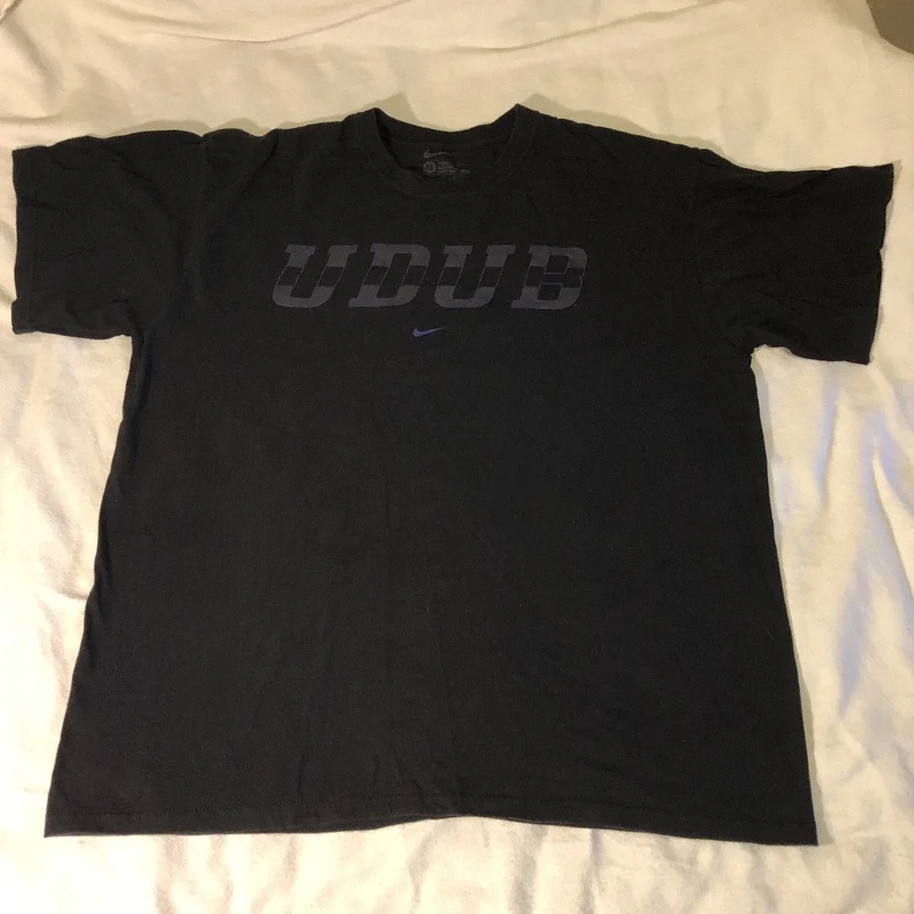 Washington Huskies Nike UDUB Black T-shirt XL Preppy Classic
